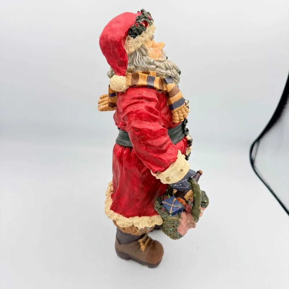 Vintage Resin Santa Claus Figurine Christmas Tree & Gift Baskets 12 Inch